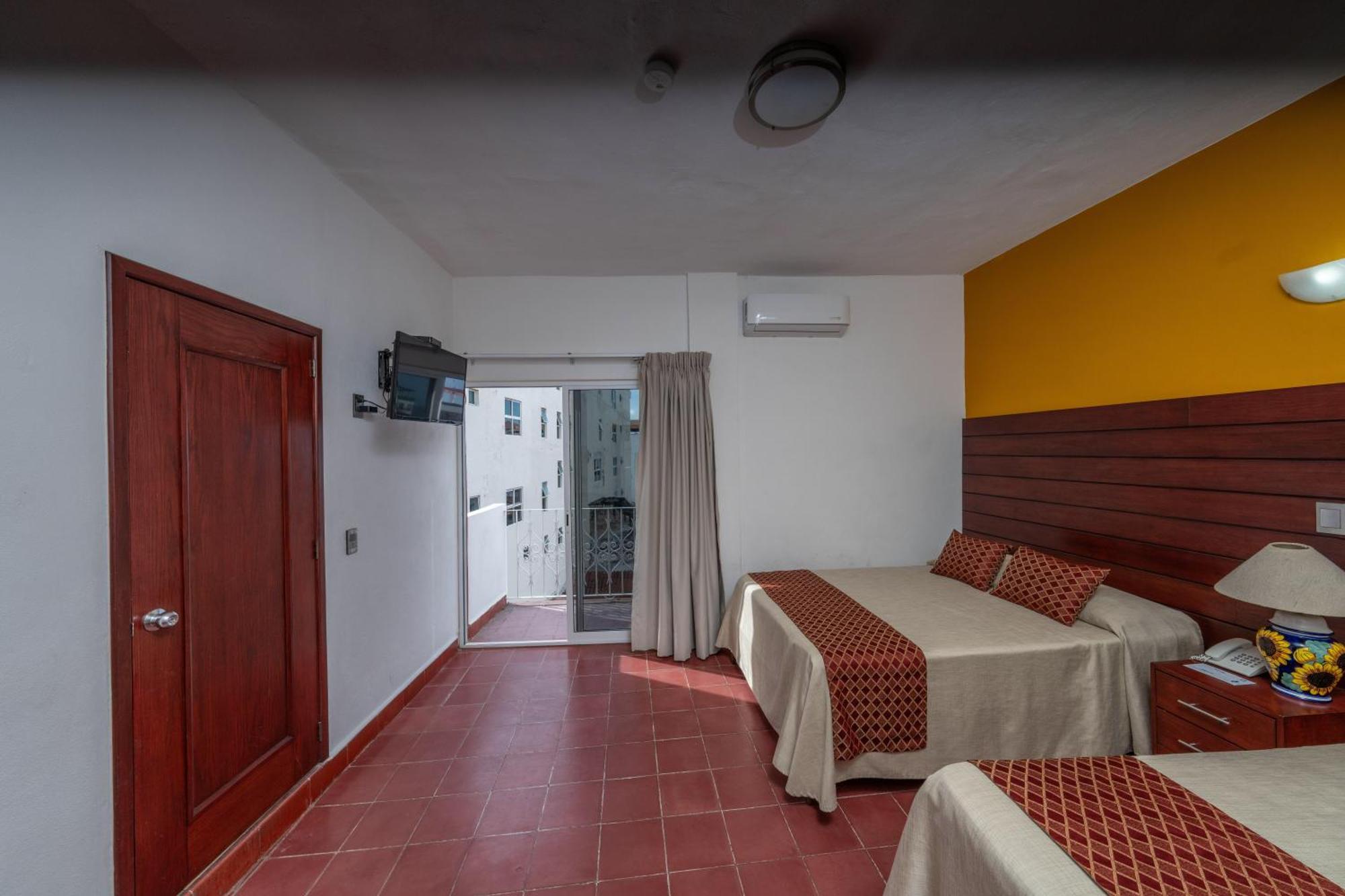 Hotel Encino Malecon Centro Puerto Vallarta Bilik gambar